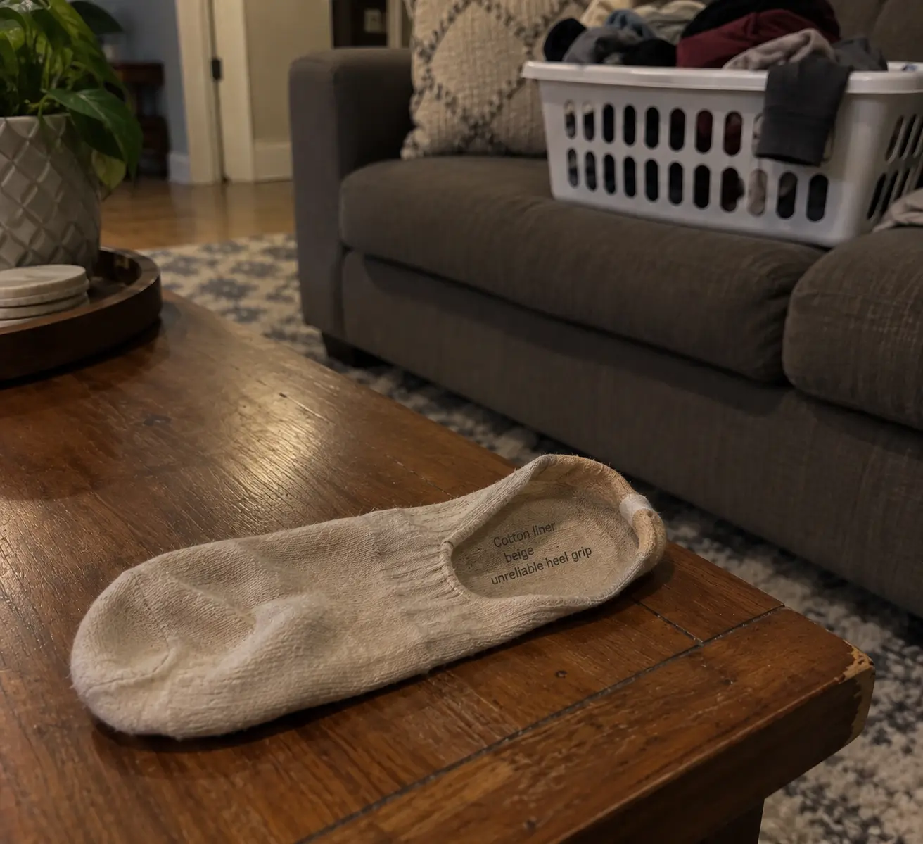 The No-Show: Cotton liner, beige, unreliable heel grip